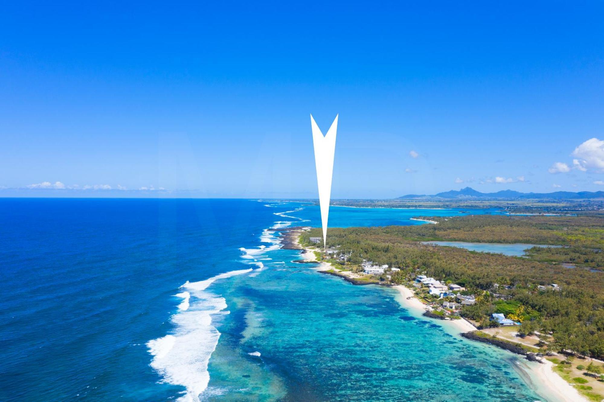 White&Blue Beachfront Luxury Poste Lafayette Dış mekan fotoğraf