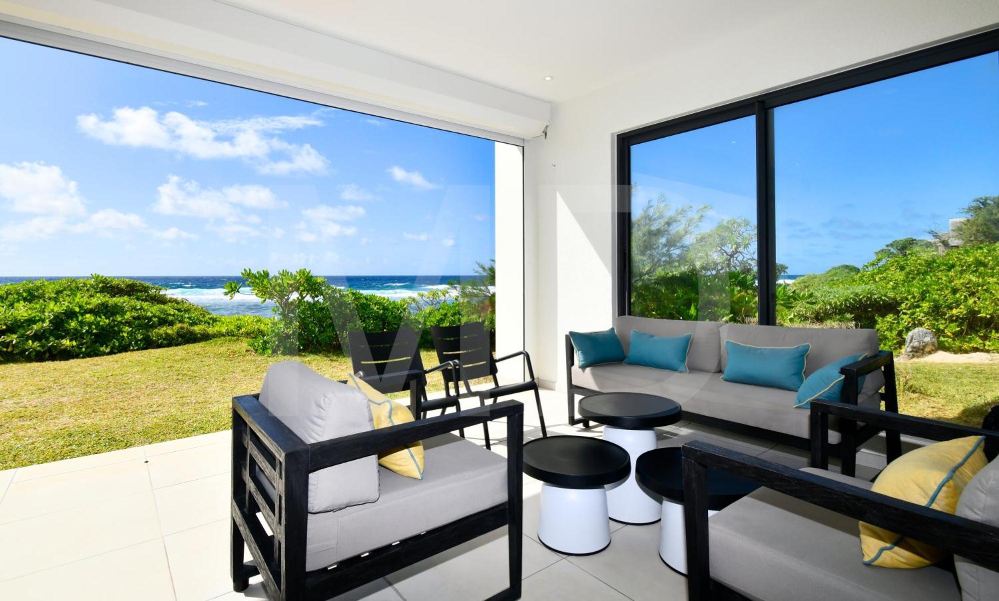White&Blue Beachfront Luxury Poste Lafayette Dış mekan fotoğraf