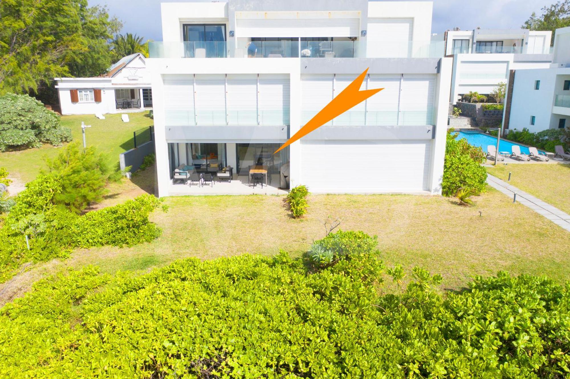 White&Blue Beachfront Luxury Poste Lafayette Dış mekan fotoğraf